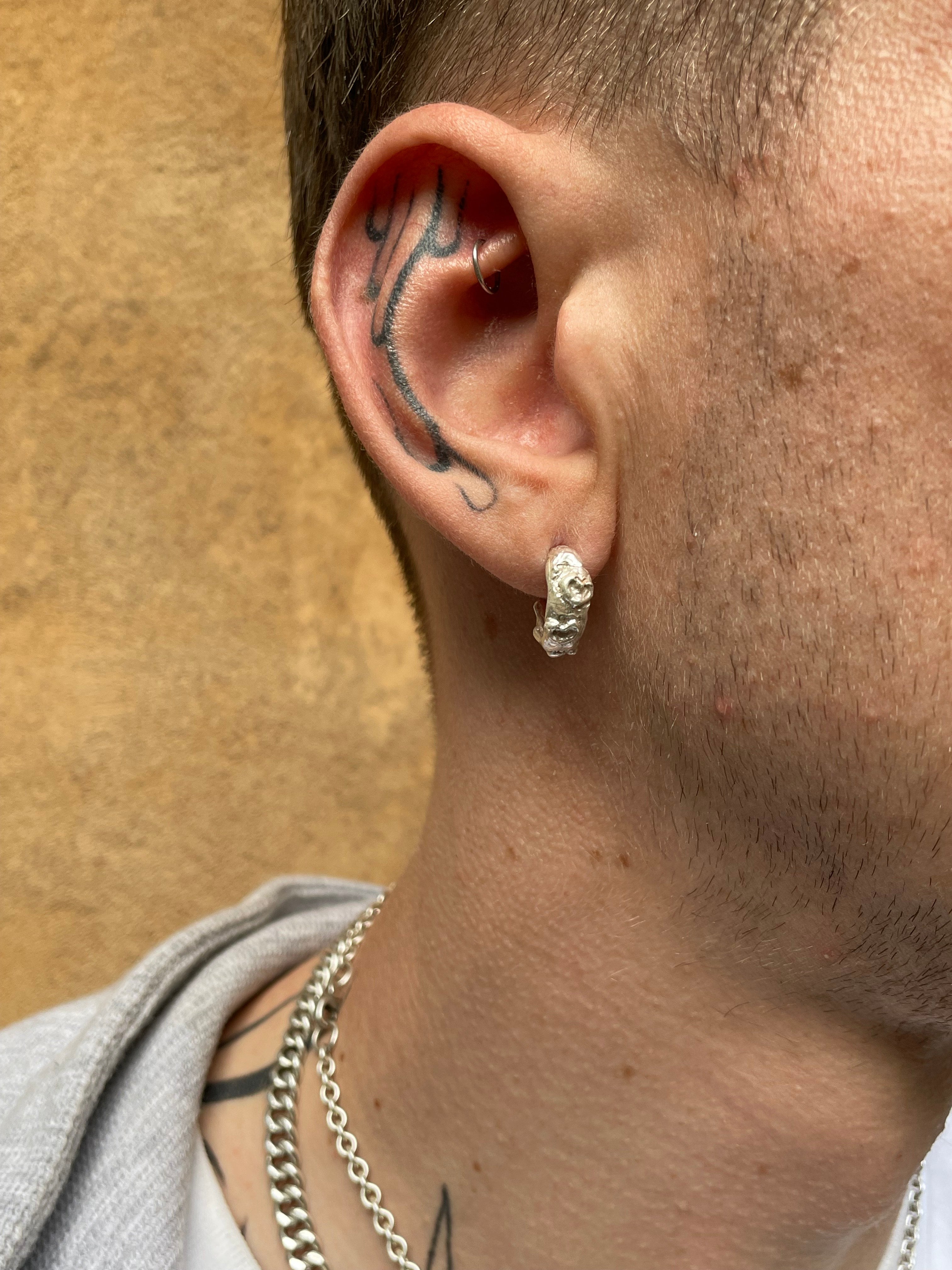 SMALL HEART HOOPS